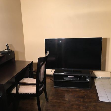 Olympic Suites YYC Buitenkant foto