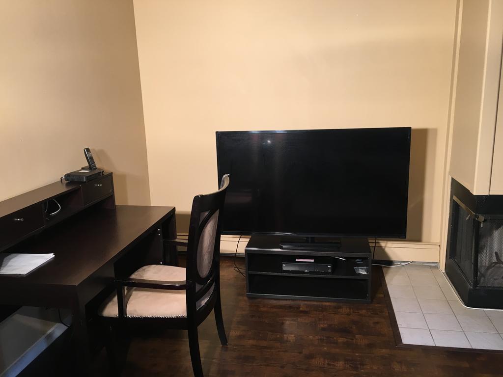 Olympic Suites YYC Buitenkant foto