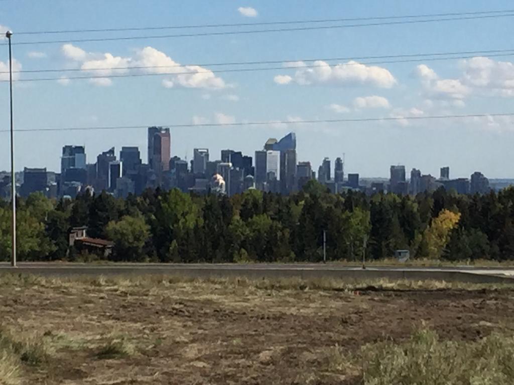 Olympic Suites YYC Buitenkant foto